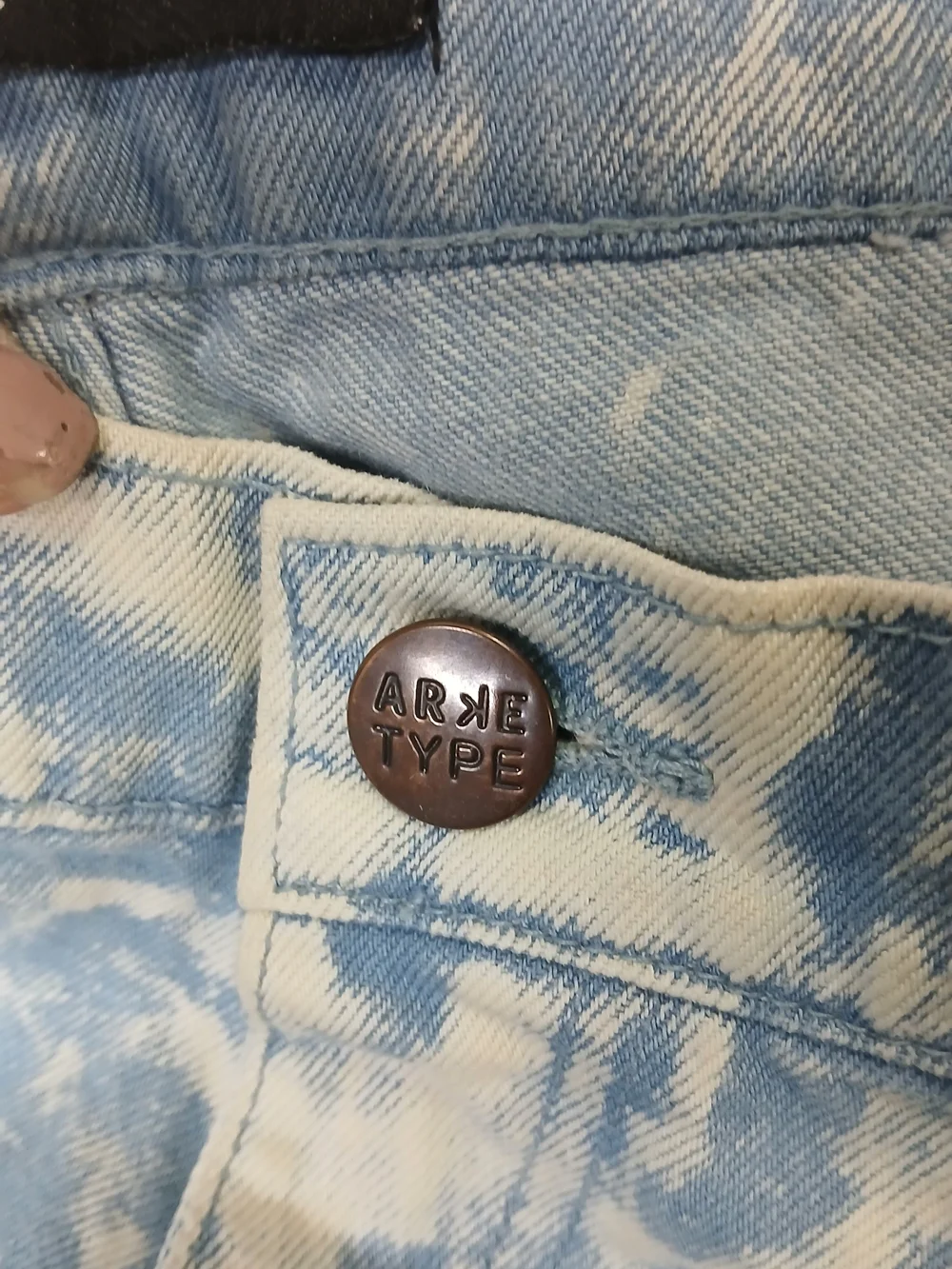 Bleached Light Blue Ripped Men’s Denim Shorts